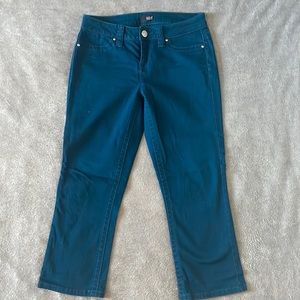 a.n.a turquoise capris size 4. Inseam is 23 inches